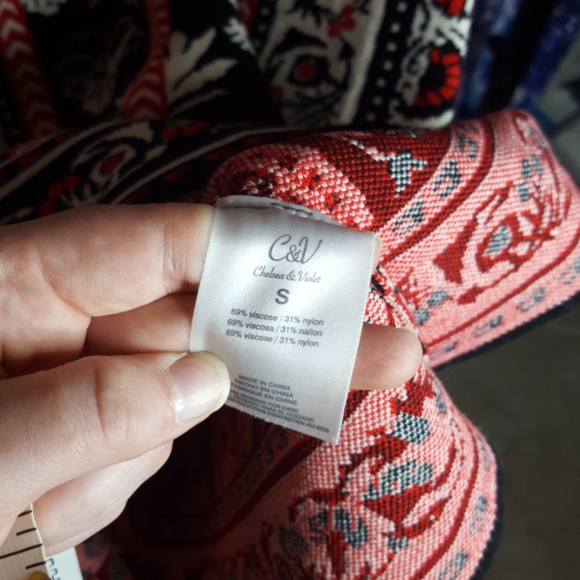 NWT Chelsea & Violet super soft printed knit dress - Picture 7 of 8